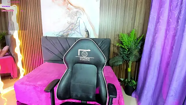 NEFTIS TAY online show from 07-16-26, 07:31