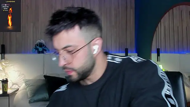 Snapshot of Jeremy_Harden chatting on 02-24-26, 01:03 Jeremy Harden online show from 02-24-26, 01:03