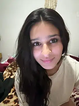 Snapshot of madison90 chatting on 05-20-26, 01:45 madison90 online show from 05-20-26, 01:45