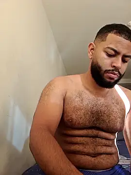 Snapshot of KLEYTON33 chatting on 02-26-26, 01:10 KLEYTON33 online show from 02-26-26, 01:10