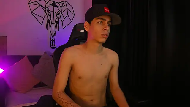 Snapshot of juan_posada chatting on 02-01-26, 01:31 juan posada online show from 02-01-26, 01:31