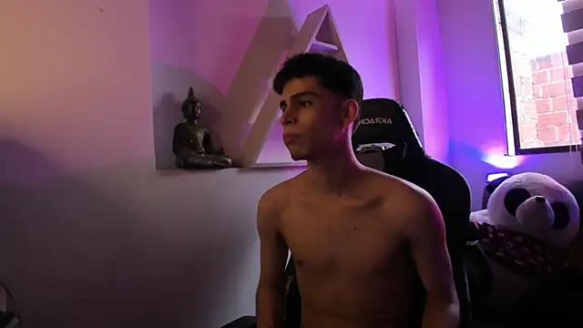 Snapshot of juan_posada chatting on 02-08-26, 10:02 juan posada online show from 02-08-26, 10:02