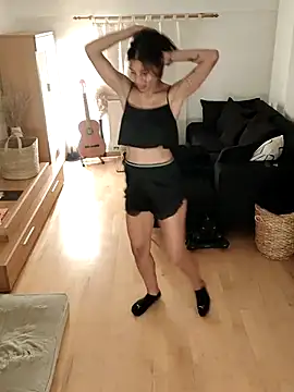 YaraEstelle online show from 03-11-26, 08:37