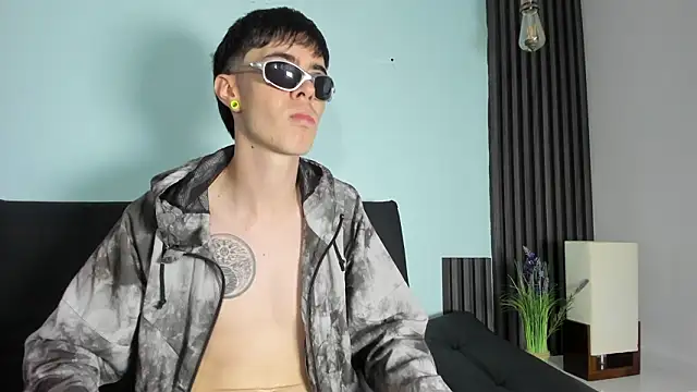 Snapshot of Lio_____ chatting on 02-02-26, 03:16 Lio online show from 02-02-26, 03:16