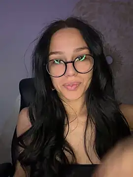 Snapshot of Baby_nico chatting on 02-11-26, 11:54 Baby nico online show from 02-11-26, 11:54