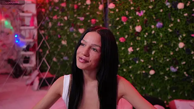 Snapshot of Baby_nico chatting on 02-13-26, 07:10 Baby nico online show from 02-13-26, 07:10