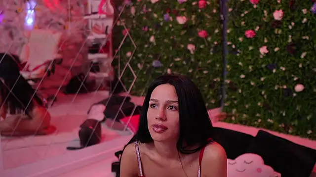 Snapshot of Baby_nico chatting on 02-14-26, 08:49 Baby nico online show from 02-14-26, 08:49