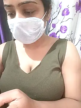 MidnightVibes  online show from 03-18-26, 05:49