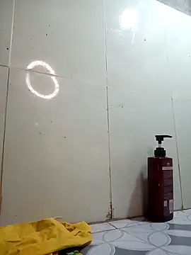 Vyvvyy69 online show from 04-14-26, 10:27