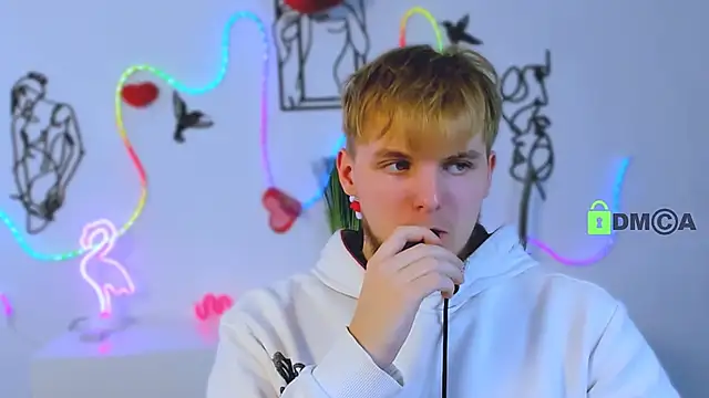 Snapshot of mark_sir chatting on 02-17-26, 12:34 mark sir online show from 02-17-26, 12:34