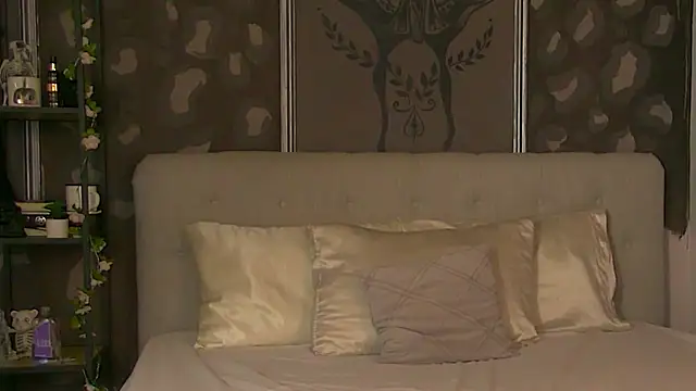 NyssaRaven online show from 03-12-26, 05:24