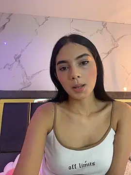 Doll Alaia  online show from 02-06-26, 12:30