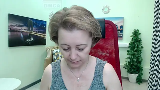 MONA W online show from 04-04-26, 11:40