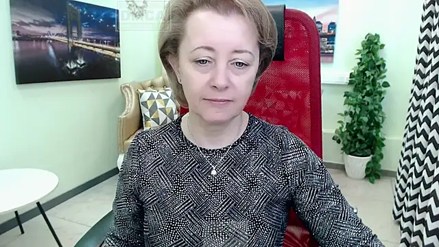 MONA W online show from 04-05-26, 09:50