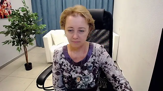 MONA W online show from 06-03-26, 11:02
