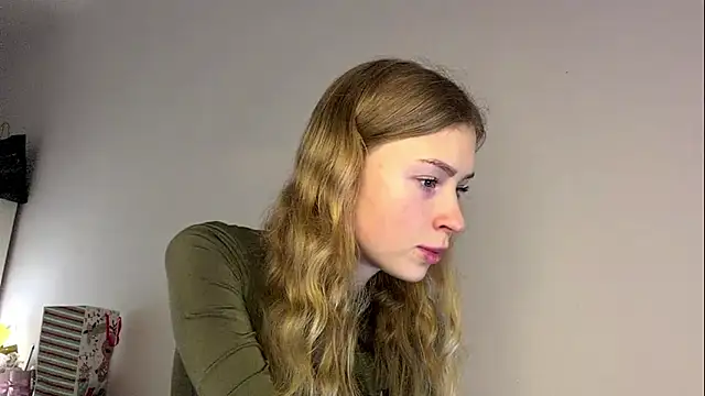 Snapshot of Flexiblegirl chatting on 02-22-26, 05:22 Flexiblegirl online show from 02-22-26, 05:22