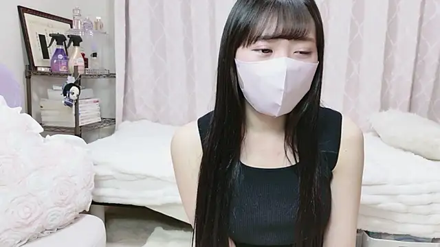 Snapshot of MOE_o0 chatting on 02-11-26, 12:37 MOE o0 online show from 02-11-26, 12:37