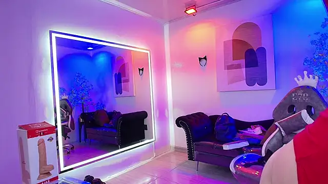 Snapshot of Madame_scarlett chatting on 02-10-26, 11:25 Madame scarlett online show from 02-10-26, 11:25