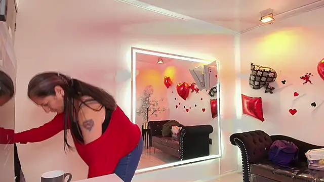 Snapshot of Madame_scarlett chatting on 02-24-26, 11:19 Madame scarlett online show from 02-24-26, 11:19