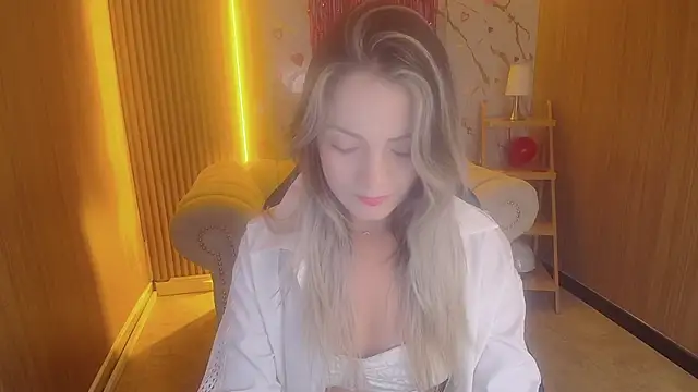 Snapshot of sofia_nova_tf chatting on 02-19-26, 01:29 sofia nova tf online show from 02-19-26, 01:29