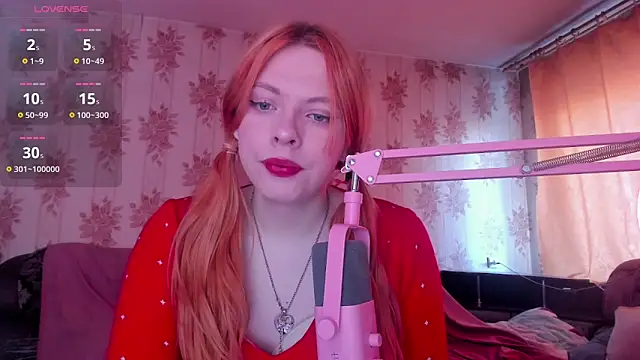Snapshot of Cutie_Bambi chatting on 05-07-26, 11:04 Cutie Bambi online show from 05-07-26, 11:04