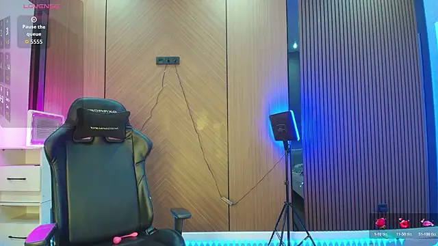 Snapshot of dionlee9 chatting on 02-28-26, 04:30 dionlee9 online show from 02-28-26, 04:30