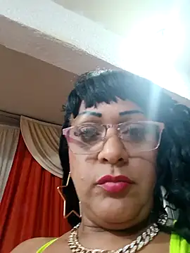 Snapshot of SabrinaColin chatting on 02-24-26, 02:53 SabrinaColin online show from 02-24-26, 02:53