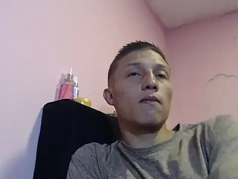 Snapshot of Cronos_Hot_8 chatting on 02-26-26, 02:49 Cronos Hot 8 online show from 02-26-26, 02:49