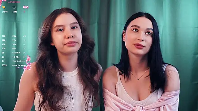 Snapshot of ZofiaSoshnik chatting on 02-06-26, 06:29 ZofiaSoshnik online show from 02-06-26, 06:29