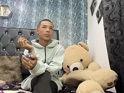 Snapshot of timmy_turner_x18 chatting on 02-11-26, 02:11 timmy turner x18 online show from 02-11-26, 02:11