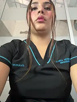 Snapshot of Noa_Harper- chatting on 06-03-26, 10:15 Noa Harper- online show from 06-03-26, 10:15