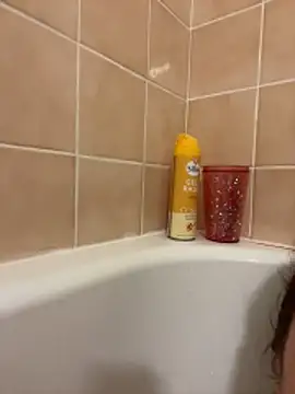 Snapshot of louveee6 chatting on 02-06-26, 05:16 louveee6 online show from 02-06-26, 05:16