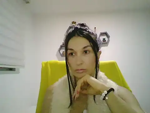 Snapshot of sweetsensations chatting on 02-14-26, 12:40 sweetsensations online show from 02-14-26, 12:40