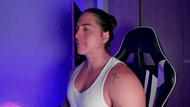 Snapshot of Cry_Duran chatting on 02-24-26, 09:02 Cry Duran online show from 02-24-26, 09:02