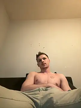 Snapshot of Lucas328706 chatting on 02-06-26, 11:13 Lucas328706 online show from 02-06-26, 11:13