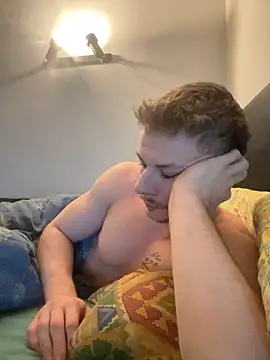 Snapshot of Lucas328706 chatting on 02-07-26, 03:27 Lucas328706 online show from 02-07-26, 03:27