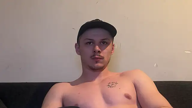 Snapshot of Lucas328706 chatting on 03-02-26, 07:54 Lucas328706 online show from 03-02-26, 07:54