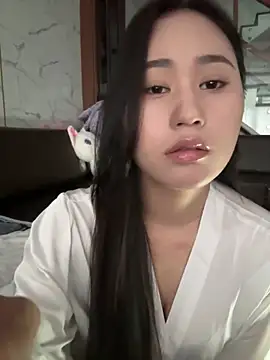 Snapshot of czamabe chatting on 02-15-26, 10:03 czamabe online show from 02-15-26, 10:03