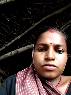 Snapshot of Gungun_thakur chatting on 07-23-26, 08:56 Gungun thakur online show from 07-23-26, 08:56