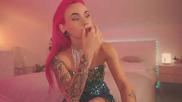 Snapshot of Sarah_Pink chatting on 12-02-24, 03:14 Sarah Pink online show from 12-02-24, 03:14