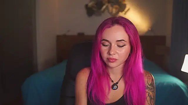 Sarah Pink online show from 04-15-26, 02:46