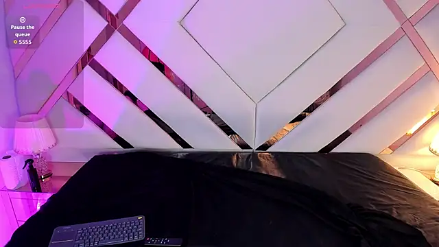 Snapshot of Nia_Crawford chatting on 03-01-26, 03:41 Nia Crawford online show from 03-01-26, 03:41