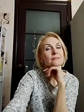 Snapshot of MichelleSolis chatting on 02-28-26, 07:04 MichelleSolis online show from 02-28-26, 07:04