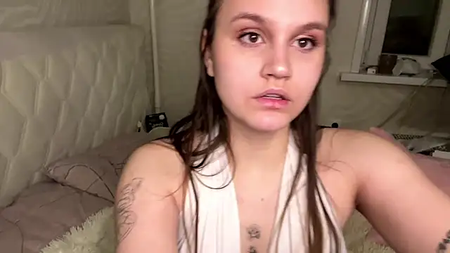 Barbie Charm  online show from 02-04-26, 04:07