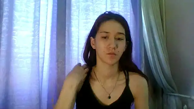 Snapshot of NickiKisinger chatting on 07-18-26, 07:34 NickiKisinger online show from 07-18-26, 07:34