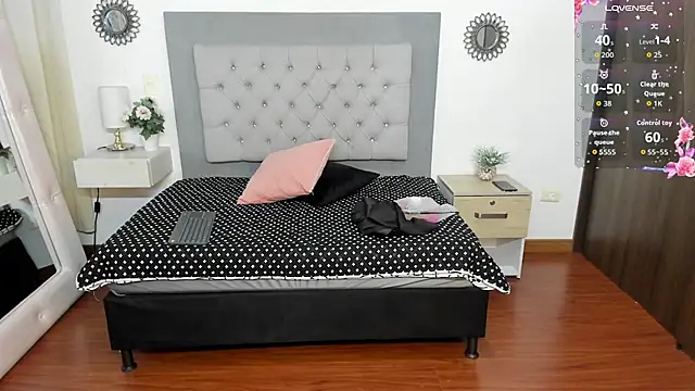 Karla 94 online show from 02-27-26, 03:17