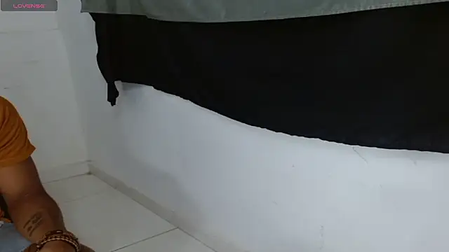 Snapshot of Jeff_Brown77 chatting on 02-28-26, 11:44 Jeff Brown77 online show from 02-28-26, 11:44