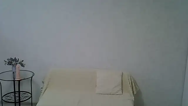 Snapshot of Opaldream chatting on 06-10-26, 06:07 Opaldream online show from 06-10-26, 06:07