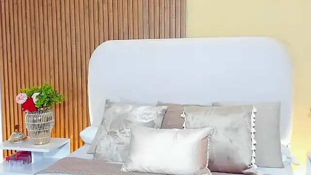 CristalMayson online show from 03-28-26, 12:21