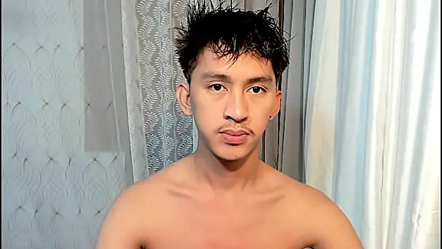 Snapshot of _andrie69_ chatting on 04-19-26, 10:03 andrie69 online show from 04-19-26, 10:03